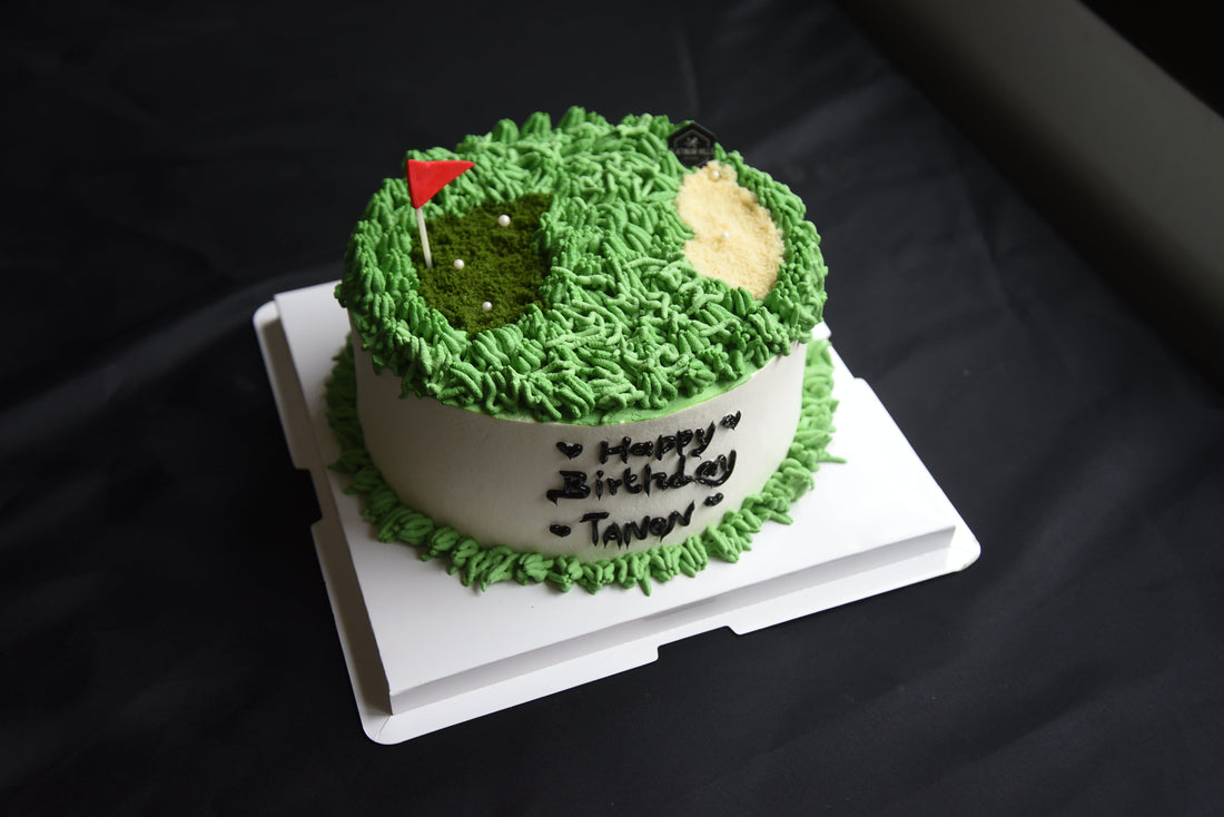 Surprise Golf Cake for a Golf-Loving Dad
